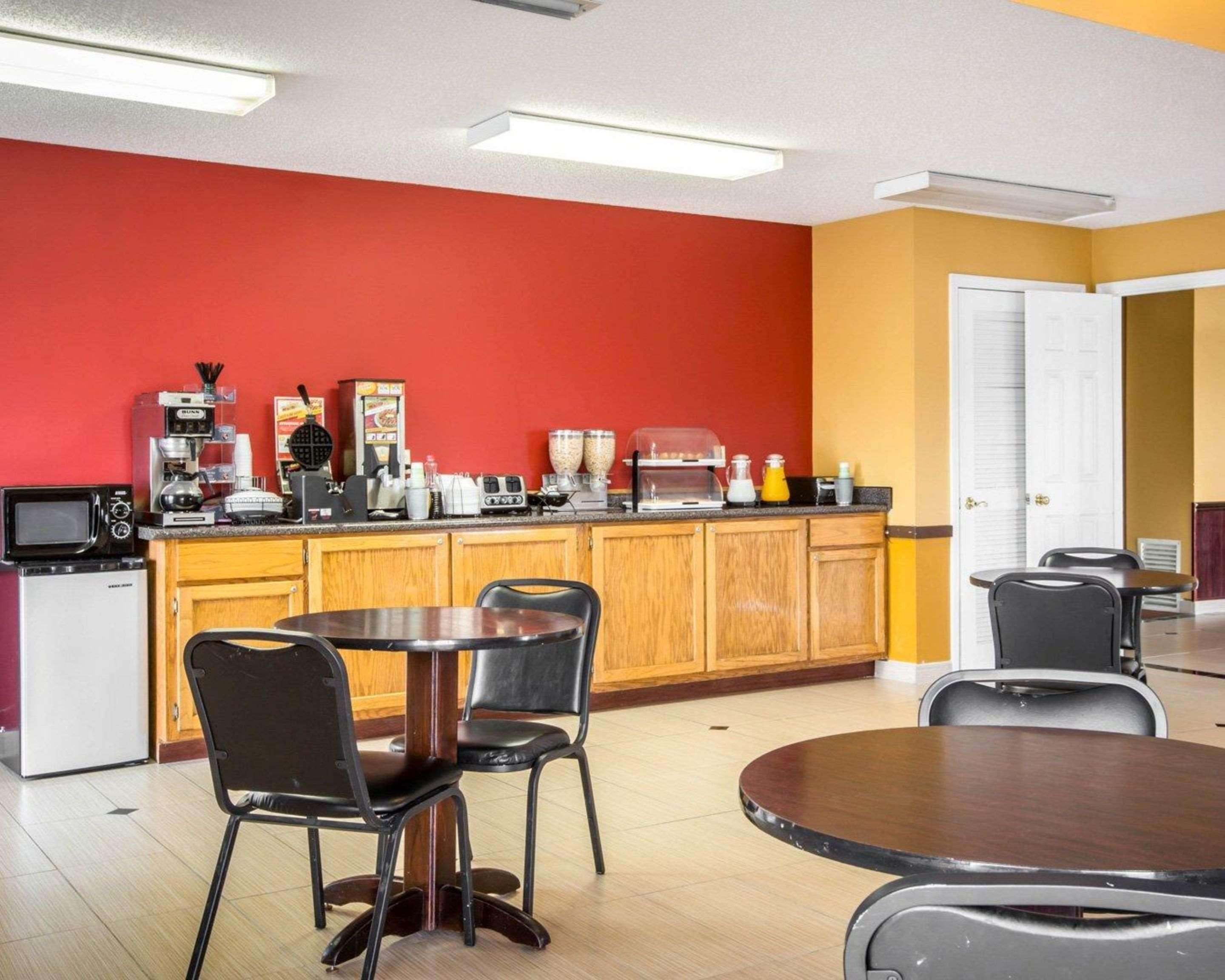 Econo Lodge Eufaula Buitenkant foto